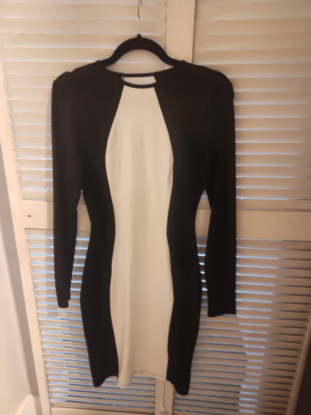Black and White Long Sleeve Bodycon Dress